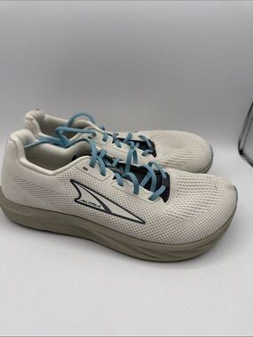 Altra ESCALANTE 4 Men's 8 Cream Running Shoes with Light Blue Accents S13